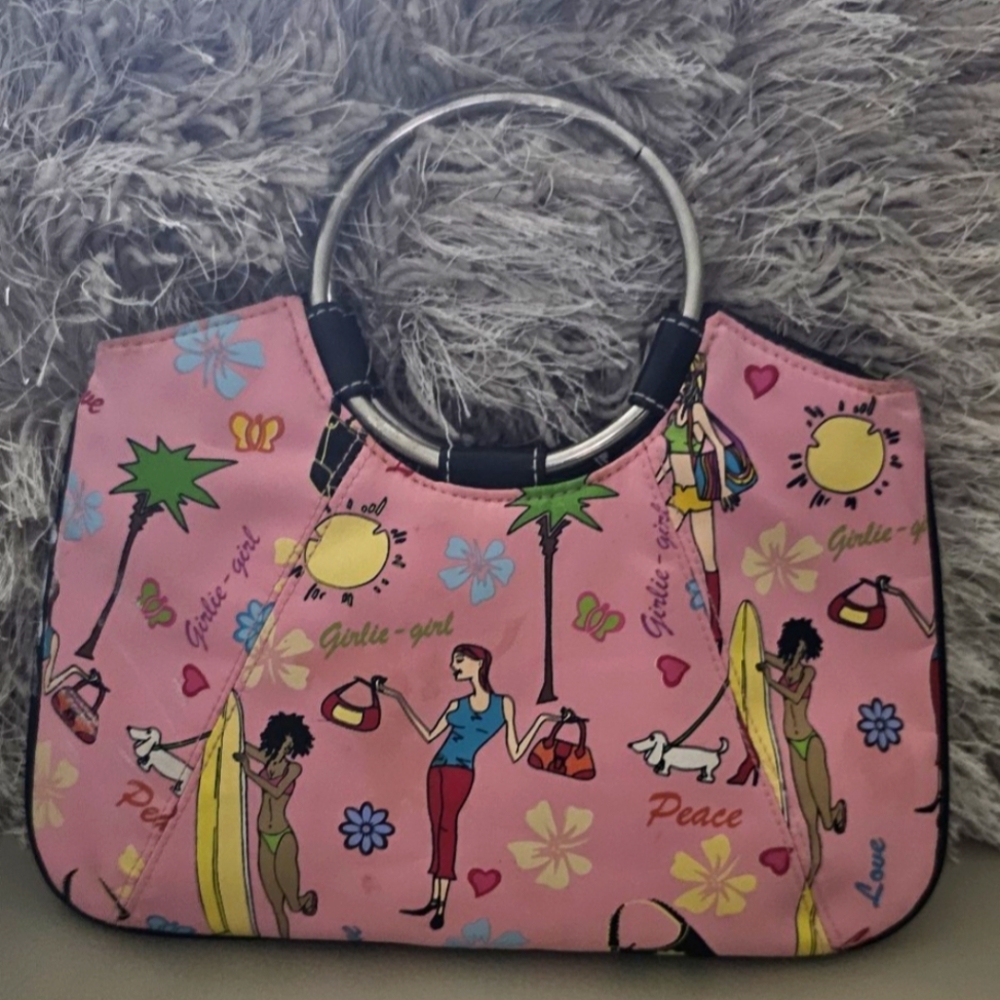 Adorable pink purse